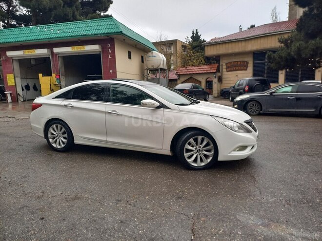 Hyundai Sonata-3