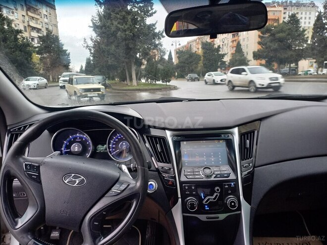Hyundai Sonata-7