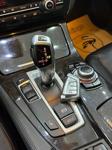 BMW 528-15