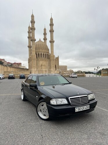 Mercedes C 200 1998, 372,482 km - 2.0 l - Qəbələ
