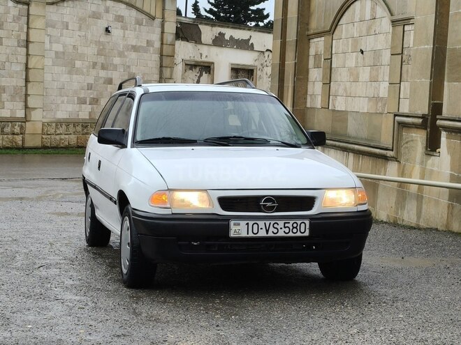 Opel Astra 1994, 374,000 km - 1.6 l - Bakı