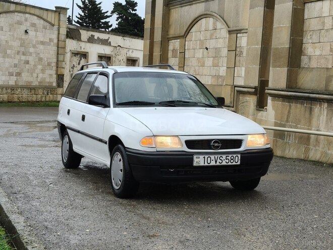 Opel Astra 1994, 374,000 km - 1.6 l - Bakı