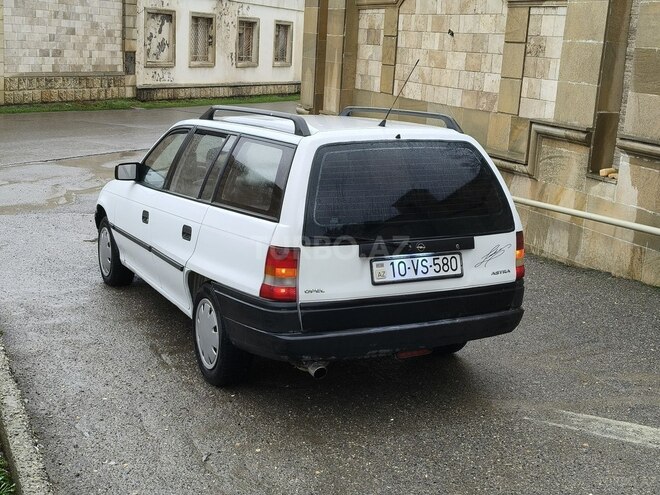 Opel Astra 1994, 374,000 km - 1.6 l - Bakı