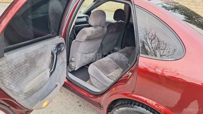Opel Vectra 1997, 380,000 km - 2.0 l - Sumqayıt