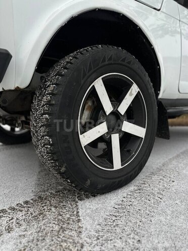 LADA (VAZ) Niva 2015, 178,000 km - 1.7 л - İsmayıllı