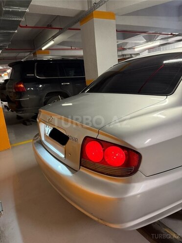 Hyundai Sonata 2003, 320,000 km - 2.0 l - Bakı