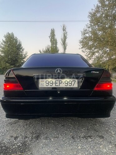 Mercedes C 220 1999, 457,000 km - 2.2 л - Yevlax