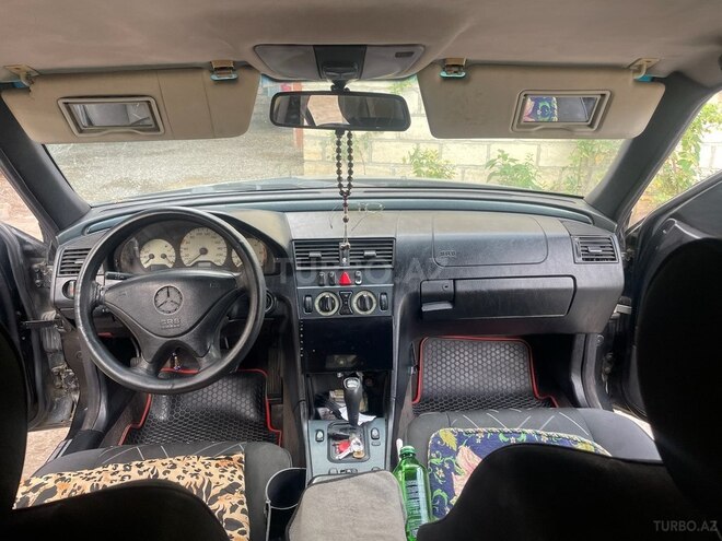 Mercedes C 220 1999, 457,000 km - 2.2 л - Yevlax