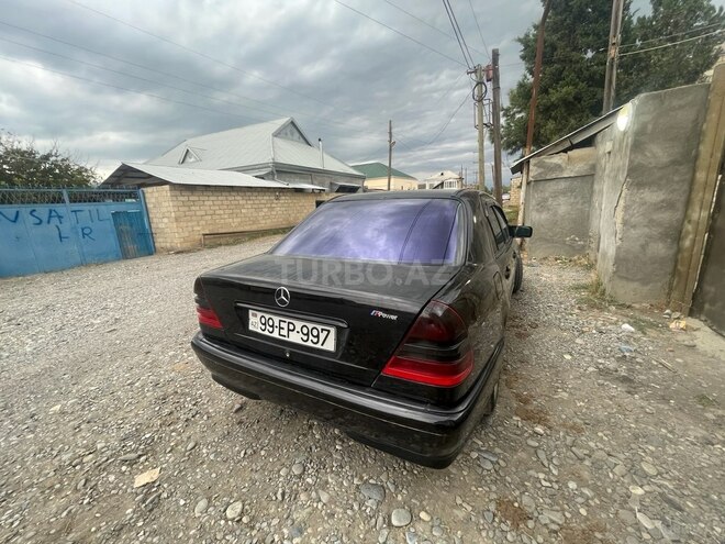 Mercedes C 220 1999, 457,000 km - 2.2 л - Yevlax