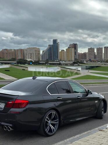 BMW 528-2