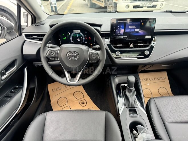 Toyota Corolla-11