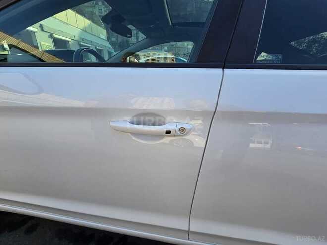 Hyundai Elantra 2018, 160,000 km - 2.0 л - Bakı