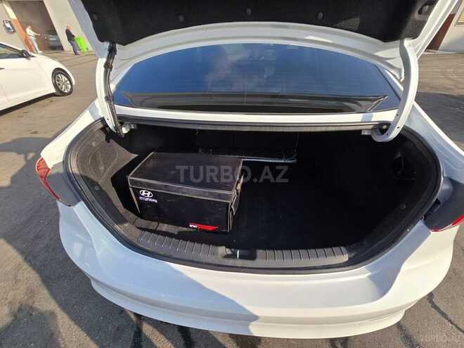 Hyundai Elantra 2018, 160,000 km - 2.0 л - Bakı
