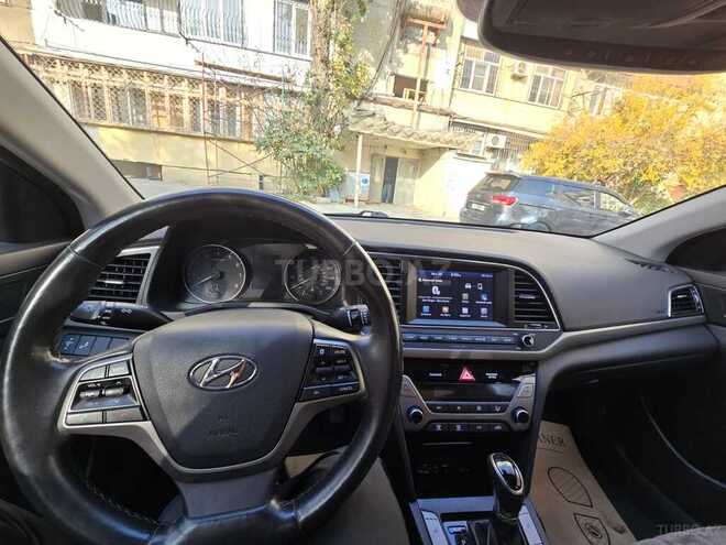 Hyundai Elantra 2018, 160,000 km - 2.0 л - Bakı
