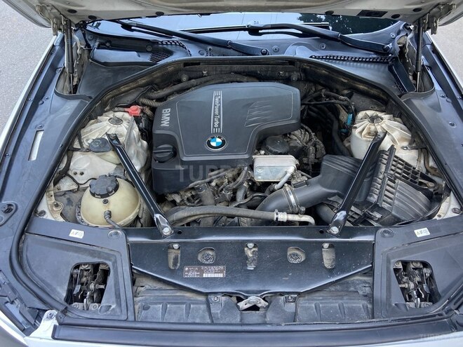 BMW 528 2014, 300,000 km - 2.0 l - Bakı