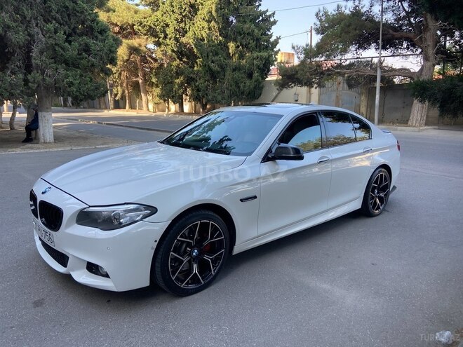 BMW 528 2014, 300,000 km - 2.0 l - Bakı