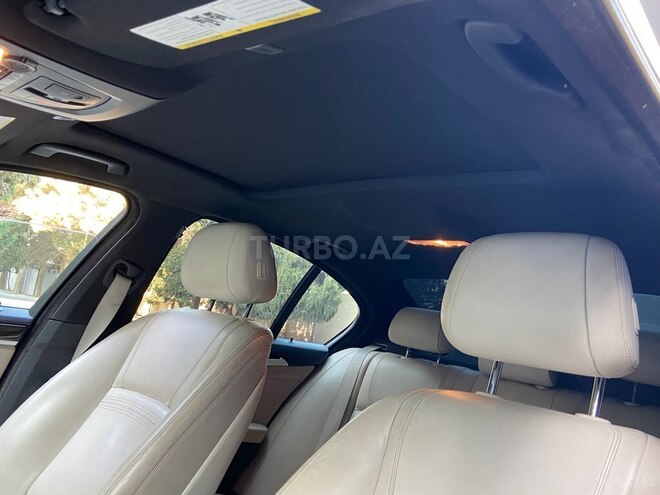 BMW 528 2014, 300,000 km - 2.0 l - Bakı