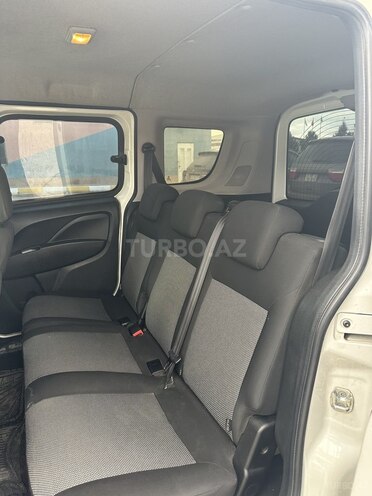 Fiat Doblo 2019, 245,000 km - 1.4 l - Bakı
