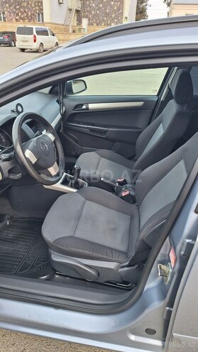 Opel Astra 2007, 240,000 km - 1.4 l - Gəncə