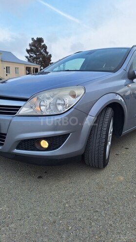 Opel Astra 2007, 240,000 km - 1.4 l - Gəncə
