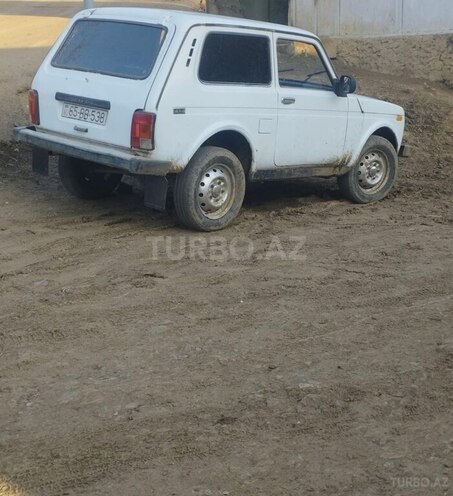 LADA (VAZ) Niva 1999, 198,350 km - 1.7 л - Yardımlı