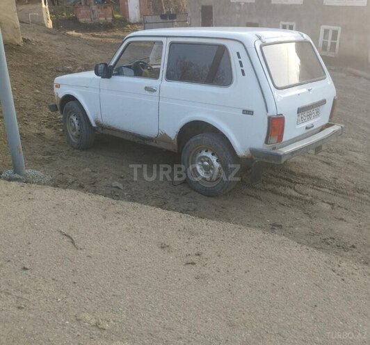 LADA (VAZ) Niva 1999, 198,350 km - 1.7 л - Yardımlı