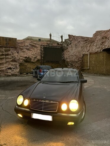 Mercedes E 280 1996, 365,000 km - 2.8 l - Bakı