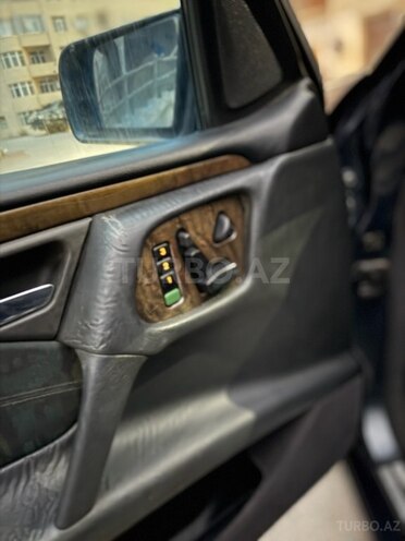 Mercedes E 280 1996, 365,000 km - 2.8 l - Bakı