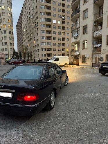 Mercedes E 280 1996, 365,000 km - 2.8 l - Bakı