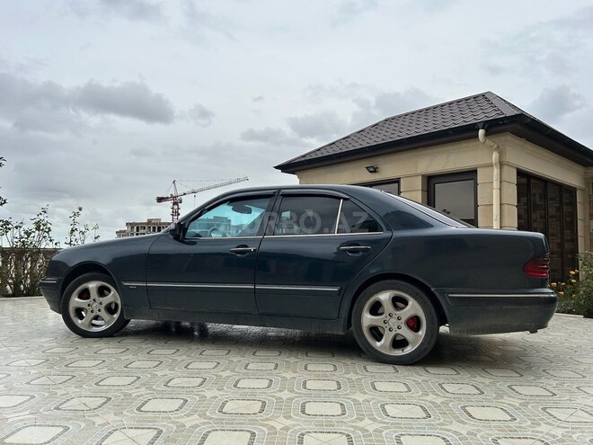 Mercedes E 270 2000, 390,000 km - 2.7 l - Bakı