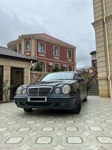 Mercedes E 270 2000, 390,000 km - 2.7 l - Bakı