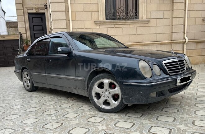 Mercedes E 270 2000, 390,000 km - 2.7 l - Bakı