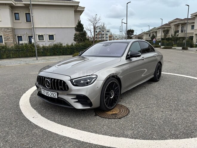Mercedes E 300 e 4MATIC 2022, 33,000 km - 2.0 л - Bakı