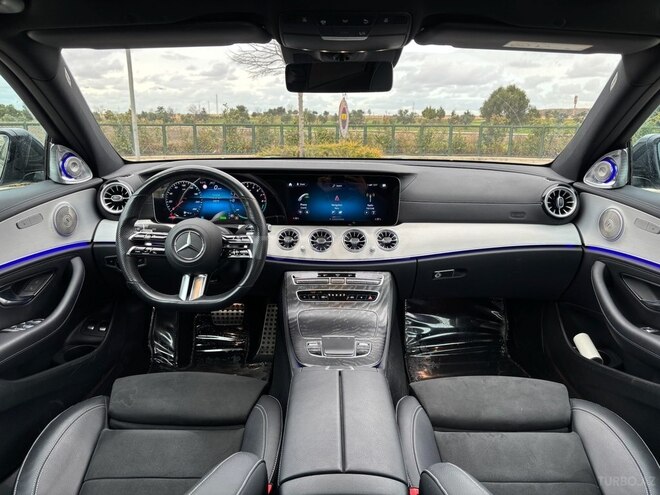 Mercedes E 300 e 4MATIC 2022, 33,000 km - 2.0 л - Bakı