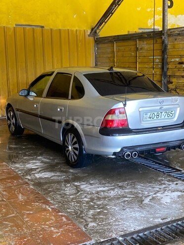 Opel Vectra 1996, 180,000 km - 1.8 l - Sumqayıt