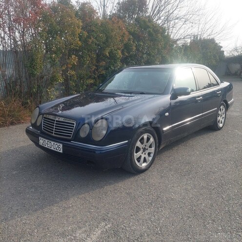 Mercedes E 300 1998, 234,686 km - 3.0 l - Ucar