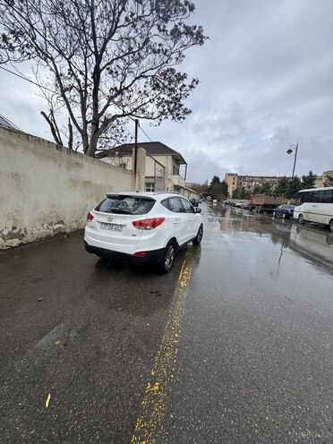 Hyundai ix35 2014, 203,000 km - 2.0 l - Bakı