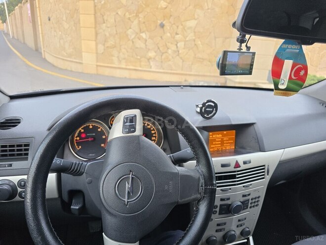 Opel Astra-9