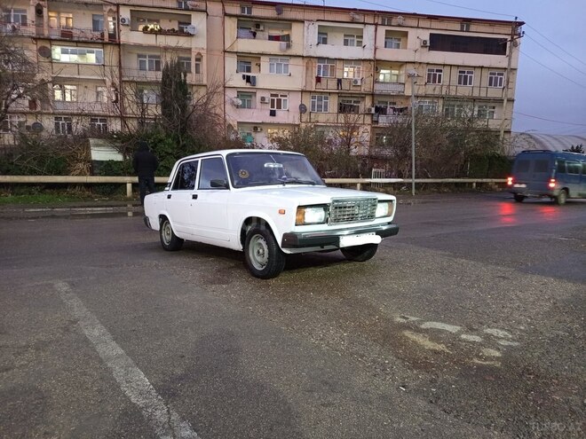LADA (VAZ) 2107 2005, 13,268 km - 1.6 l - Bakı
