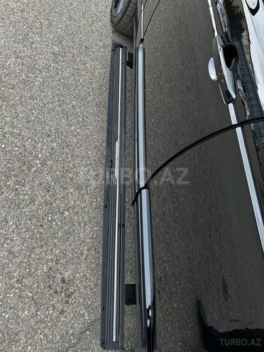 Land Rover Range Rover 2018, 142,866 km - 3.0 l - Bakı