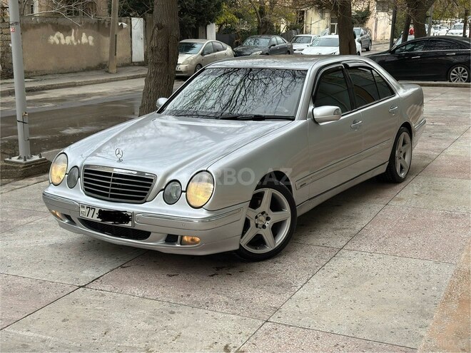 Mercedes E 220 2001, 545,457 km - 2.2 l - Bakı