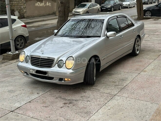 Mercedes E 220 2001, 545,457 km - 2.2 l - Bakı
