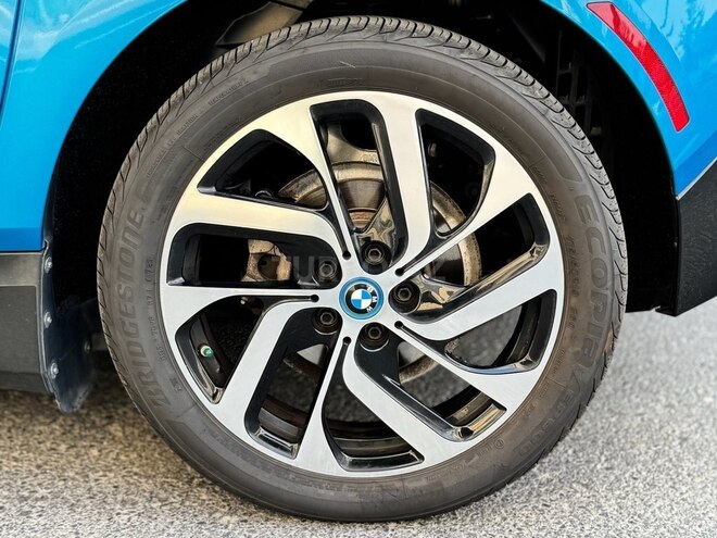 BMW i3-14