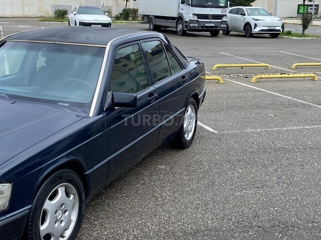 Mercedes 190 1992, 212,000 km - 2.0 l - Bakı