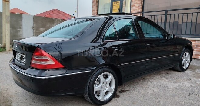 Mercedes C 200 2001, 236,789 km - 2.0 l - Bakı