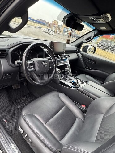 Toyota Land Cruiser 2023, 40,000 km - 4.0 l - Bakı