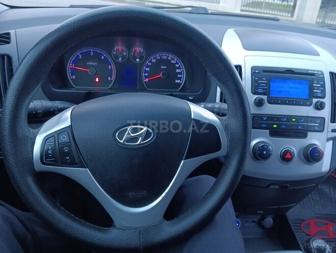 Hyundai i30 2010, 293,518 km - 1.6 л - Bakı