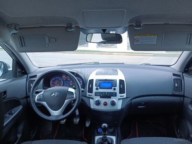 Hyundai i30 2010, 293,518 km - 1.6 л - Bakı