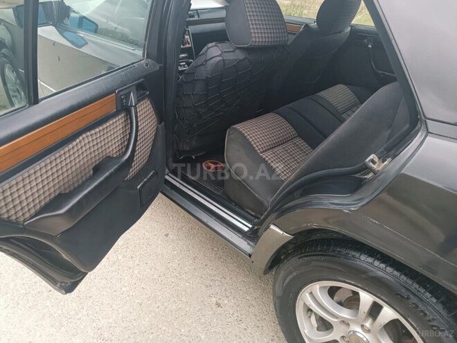 Mercedes 230 E 1991, 365,856 km - 2.3 л - Bakı