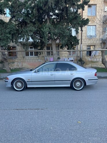 BMW 528 1999, 292,000 km - 2.8 л - Bakı